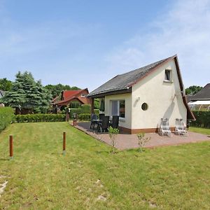 Nice Home In Zettemin Ot Rtzenfeld With Kitchen Varchentin Exterior photo