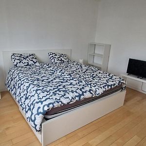 Bright And Cozy Room Close To Airport Moyen Kampenhout Exterior photo