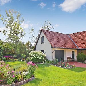 Beautiful Home In Waren Mritz With Kitchen Exterior photo