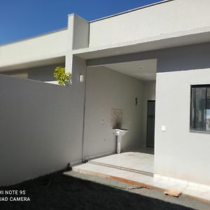 隆德里纳Novinha, Aconchegante E Moderna!别墅 Exterior photo