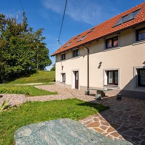 Studio Fur 4 Personen Ca 106 Qm In Gozd, Krain Innerkrain Exterior photo