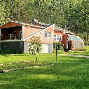 Winter Lore Home Mendon Exterior photo