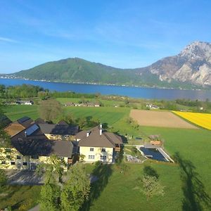 Appartement In Altmunster Am Traunsee Mit Panoramablick Exterior photo