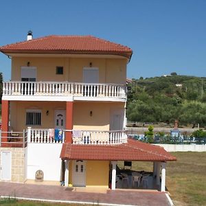 Villa Antonios 卡纳里奥 Exterior photo