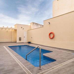Awesome Apartment In Fuente De Piedra With Wifi Exterior photo
