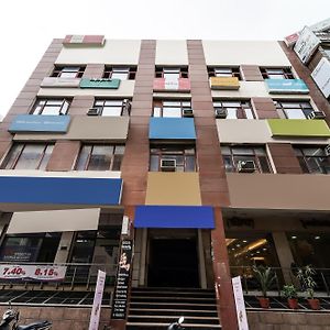 Oyo60800地主酒店 Rohtak Exterior photo