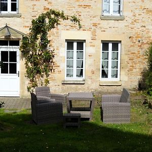 L'Auberge Du Lavoir, Maison En Pierres Avec Jardin Cairon Exterior photo