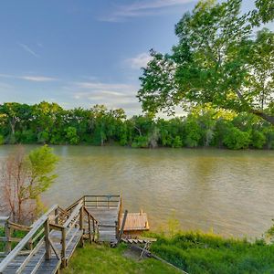 Rustic River Cabin With Dock And Covered Deck! 韦科 Exterior photo