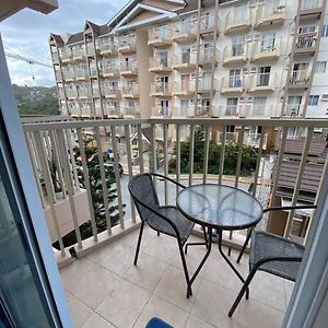 Modern And Cozy Condo With Balcony In Baguio 碧瑶 Exterior photo