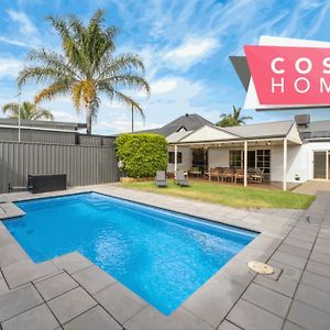 Coopers Cottage - Private Pool With Guest House Woodville Exterior photo