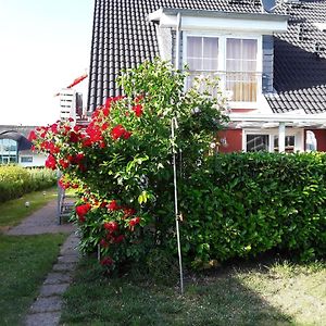 Sonnige Ferienwohnung In Borgerende Mit Terrasse, Grill Und Garten Exterior photo