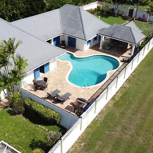 The Heart Villa, Exquisite Pool To Relax & Unwind Golden Grove Exterior photo