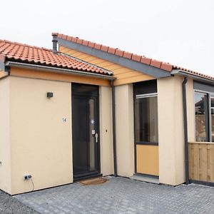 Wellness Bungalow With Whirlpool And Sauna Zevenhuizen  Exterior photo