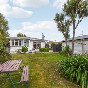 Lush Oasis - Blenheim Holiday Home Exterior photo