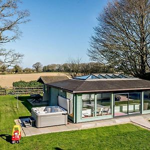 Victoria Cottage - Wensum Retreats Gunthorpe Exterior photo