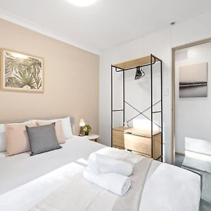 Private Room In Pymble Sleeps 2 Exterior photo