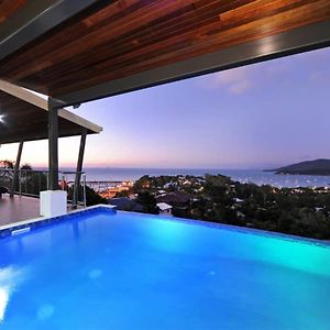 15 Kara - Luxurious Home With Million Dollar Views 埃尔利海滩 Exterior photo