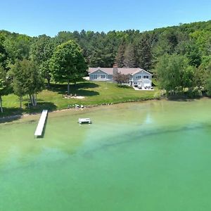 The Lookout On Lake Leelanau With Private Waterfront Suttons Bay Exterior photo