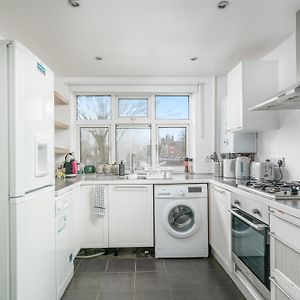 伍德福德Stylish Flat In London For Tourists, Contractors, Relocators - Sleeps 5公寓 Exterior photo