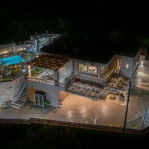 Villa Lady Dafni With Private Heated Pool 马莱迈 Exterior photo