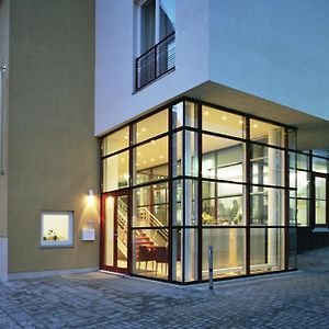 Hotel Galerie 格赖夫斯瓦尔德 Exterior photo