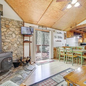 WhittierCreekside Cabin With Deck By Hiking Trails And Fishing别墅 Exterior photo