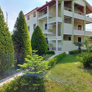 Greenvilla Park Durrës Exterior photo