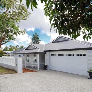 New Home~Close To Airport & Swan Valley Inc B/Fast 1St Morning~ 珀斯 Exterior photo