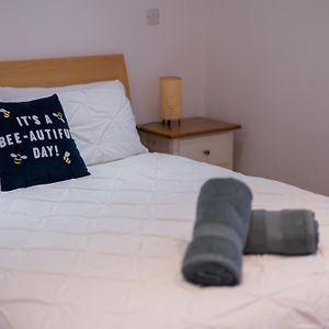Birmingham City Apartments - Spacious With Free Secure Parking Exterior photo