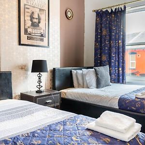 利兹2 Bed House - Sleeps 6 Perfect For Families And Contractors公寓 Exterior photo