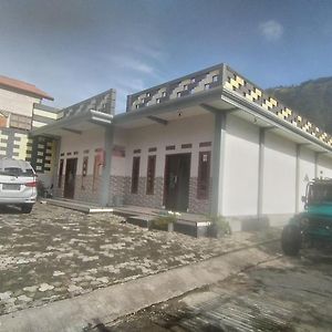 Homestay Aisyah Bromo 庞越 Exterior photo