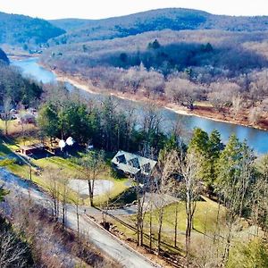 The River House With Hot Tub Equinunk Exterior photo