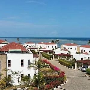 Sultan Palace Beach Home- Ahsan 蒙巴萨 Exterior photo