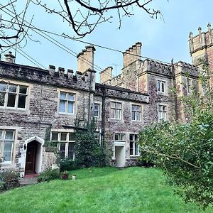 Unique Apartment In Stunning Manor House Potterne Exterior photo