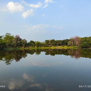 Cottage By Thepond Ban Thung Khao Tok Exterior photo