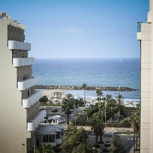 Skyline 1Br Apartment With City And Sea View By Sea N' Rent Herzelia Exterior photo