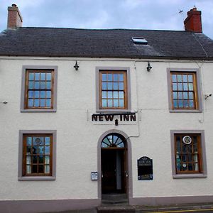 Cwmwl Gwyn Cottage In The Heart Of The Old Town 兰特里森特 Exterior photo