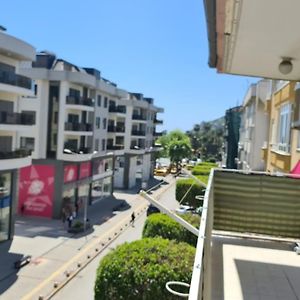 Alanya Merkezde Full Esyali Denize 50Mt Daire Exterior photo