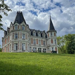 奥布里尔集团酒店 La Membrolle-sur-Choisille Exterior photo