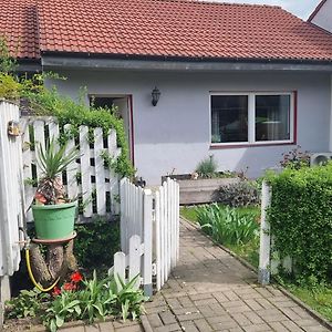 BaalbergeZimmervermietung Zahn住宿加早餐旅馆 Exterior photo