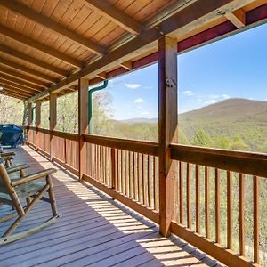 Family Cabin With Private Hot Tub And Views In Boone!别墅 Exterior photo