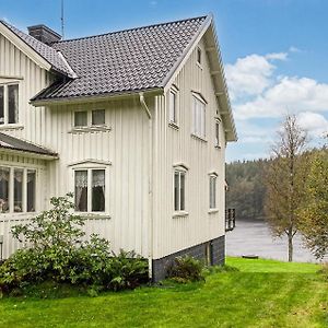 Nice Home In Ambjrnarp With Lake View Ambjörnarp Exterior photo