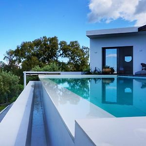 Villa Zaverda - Tranquil Haven: Luxury Villa With Private Pool Paleros Exterior photo