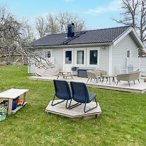 Stunning Home In Gotland With Kitchen Gnisvard Exterior photo