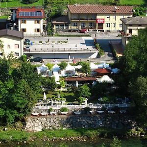 达嘉尼酒店 Zogno Exterior photo