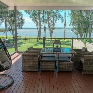 Getaway Lakefront Environmental House On Lake Macquarie With Water View Lake Munmorah Exterior photo