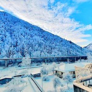 Lovely Mountain Apartment In The Alps 蓬泰巴 Exterior photo