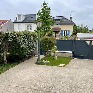 Charmante Maison Avec Jardin Et Parkings A 20 Mns De Paris By Immo Kit Bnb 马恩河畔莱佩尔勒 Exterior photo