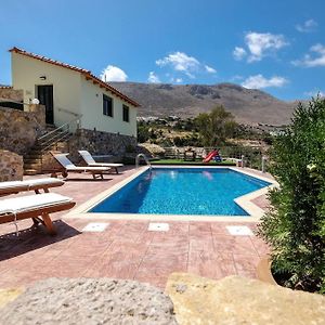 Extraordinary Platanias Villa | Villa Chi - Chi | 1 Bedroom | Private Pool With Shower And Breathtaking Mountain Views | Afrata Chania Exterior photo