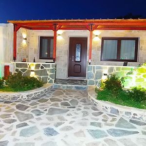 Villa Katerina Apartments Sitia Exterior photo